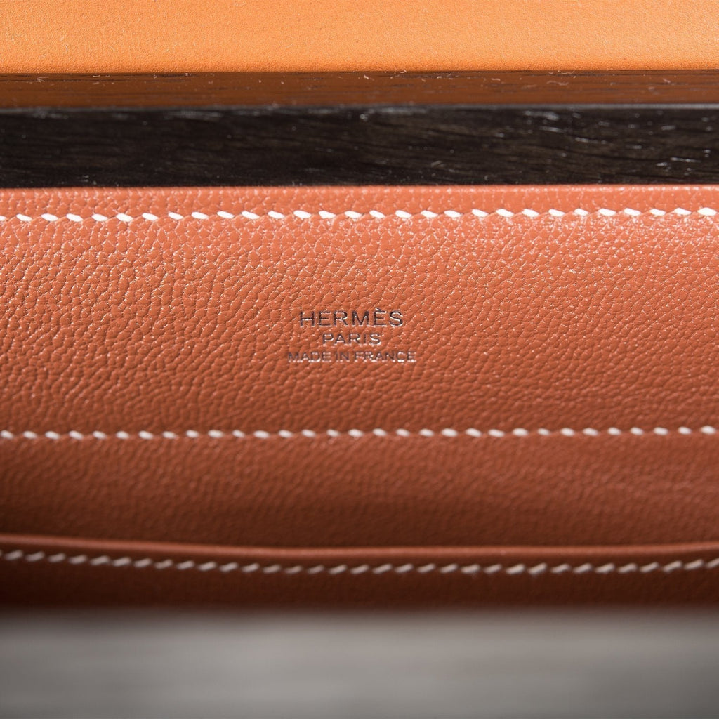 Hermes Fauve Barenia and Natural Wood "Kelly Wood" 22cm Palladium Hardware