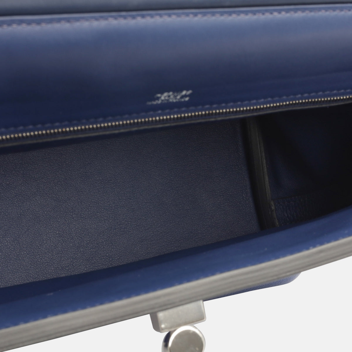 Hermès 24/24 29 Bag in Bleu Marine Togo Leather with Palladium Hardware