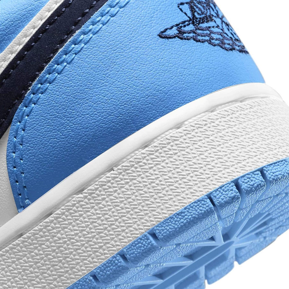 Air Jordan 1 Low 'UNC'