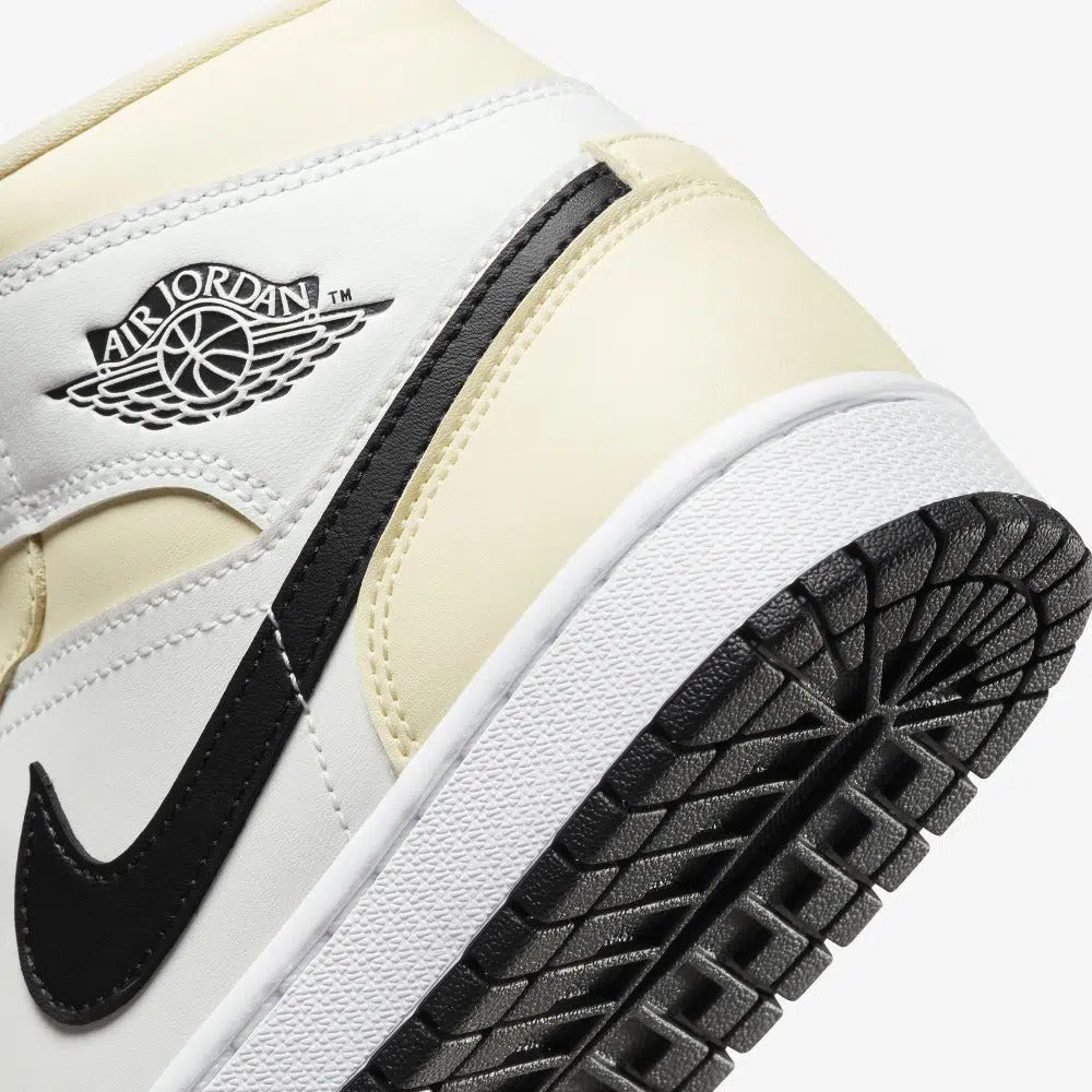 Air Jordan 1 Mid 'Coconut Milk'