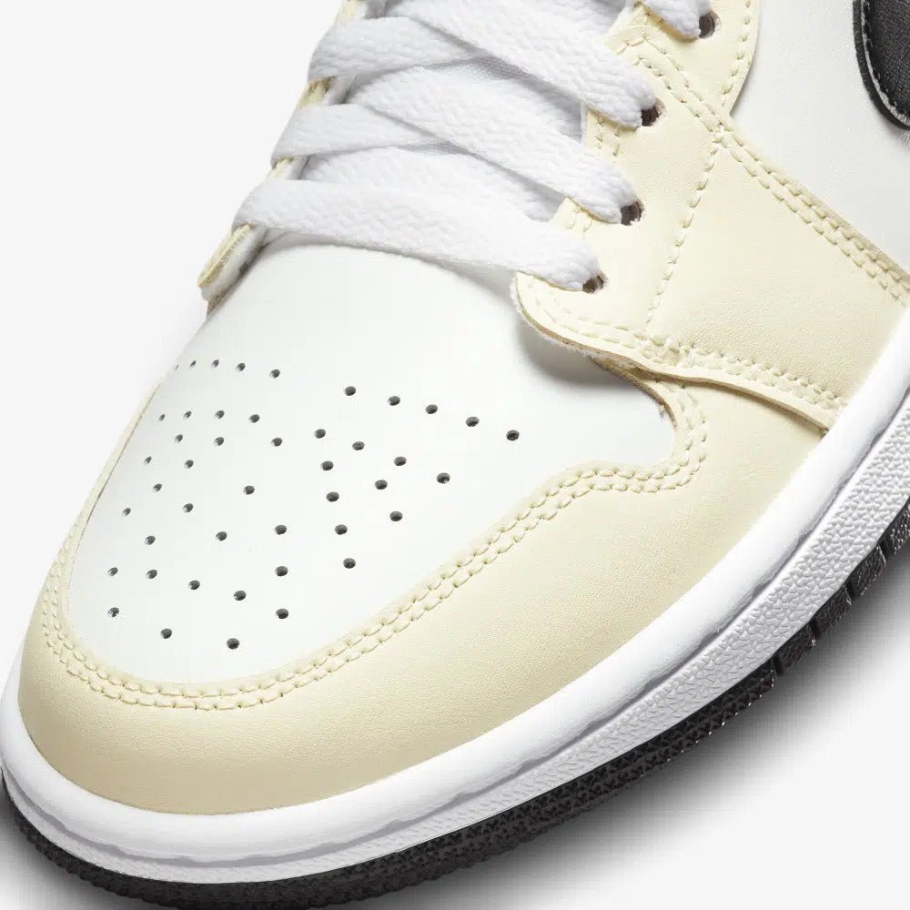 Air Jordan 1 Mid 'Coconut Milk'