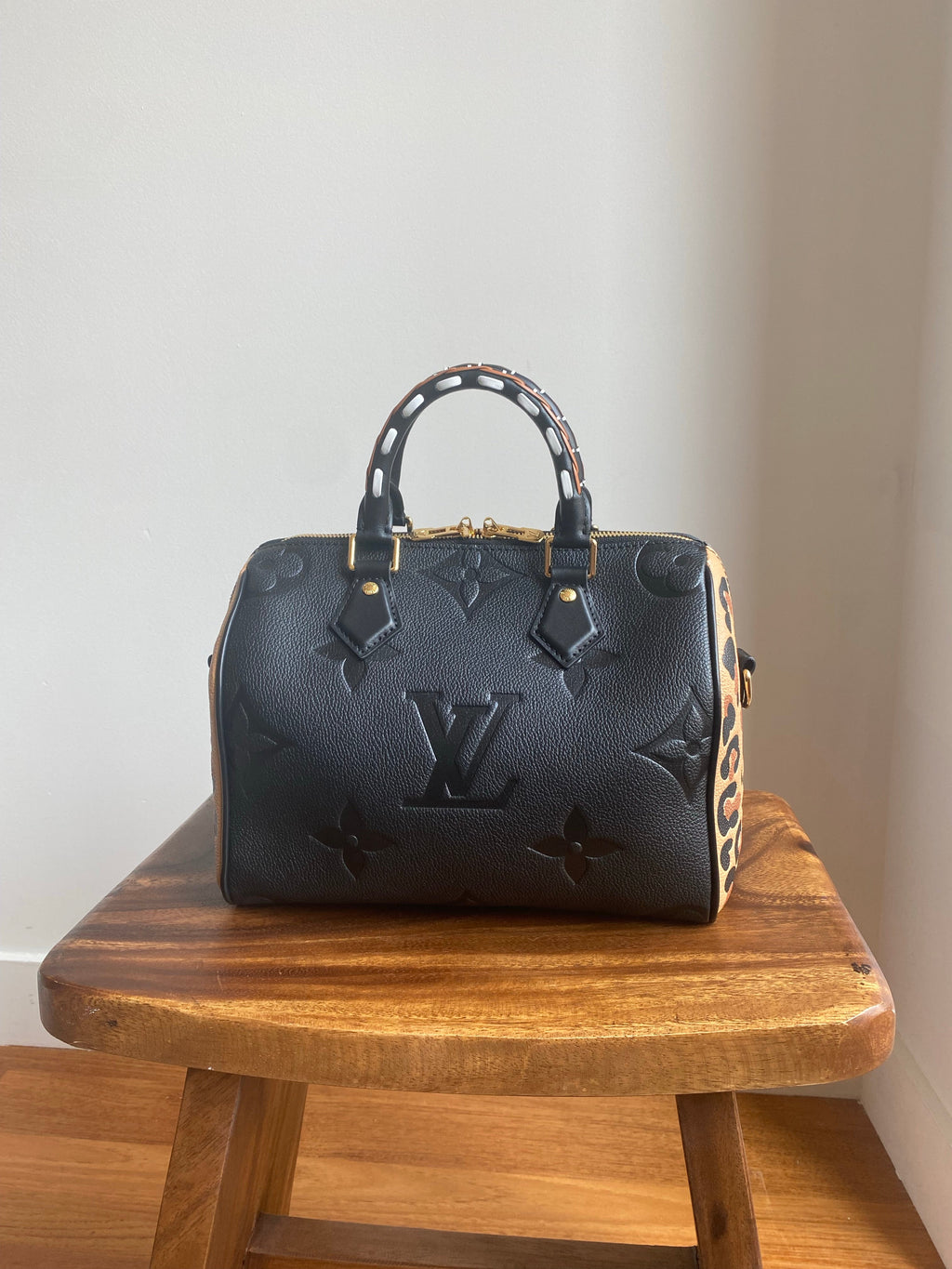 Louis Vuitton Wild At Heart Speedy Bandouliere 25 Black Empreinte Leather M58524