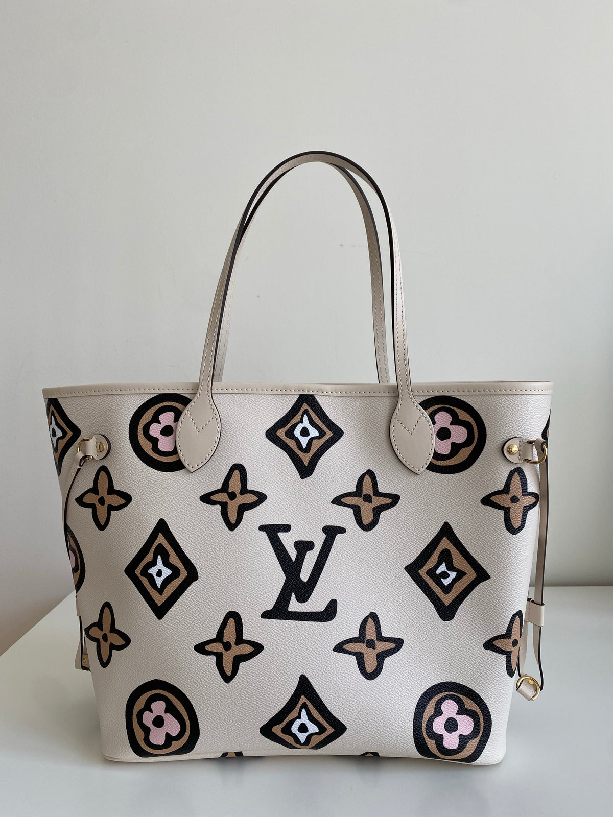 Louis Vuitton Neverfull MM Wild At Heart Monogram Canvas Tote M45819 Cream