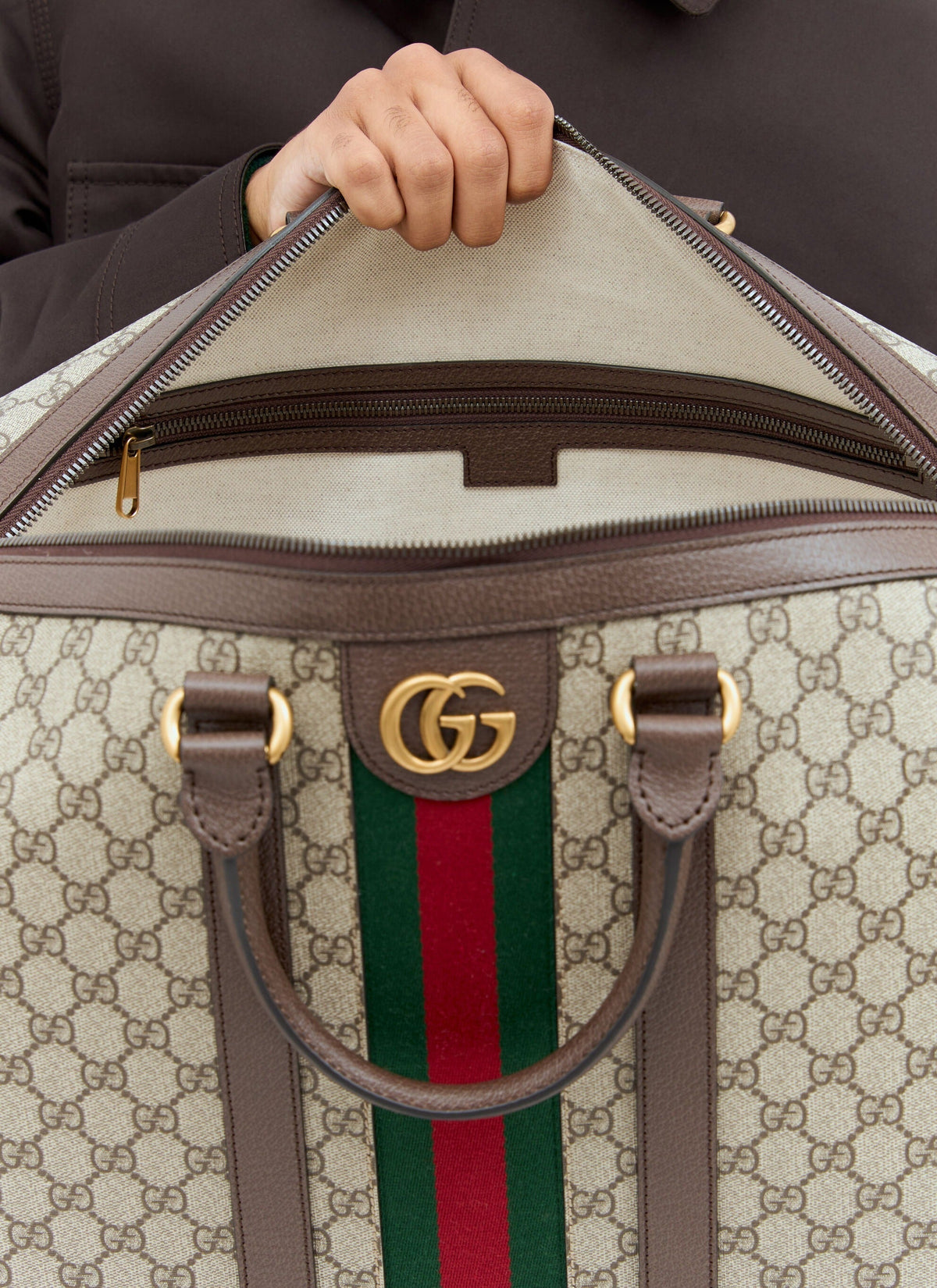 Gucci GG Supreme Canvas Savoy Large Duffle Bag – Beige