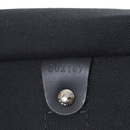 A view of the double rolled leather handles