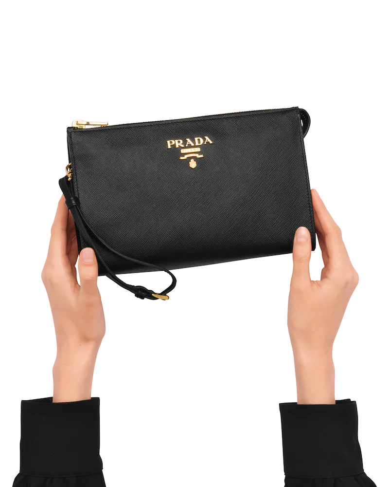 The zipper closure on the top of the clutch